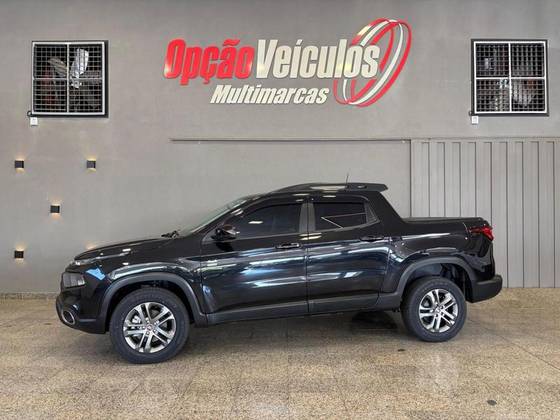 FIAT TORO 2.0 16V TURBO DIESEL FREEDOM 4WD AT9